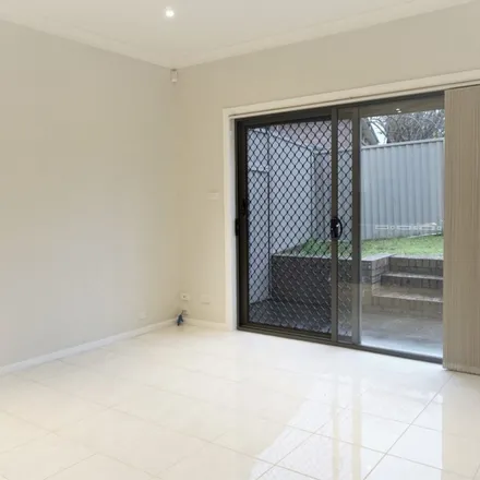 Image 4 - 23A Hills Avenue, Epping NSW 2121, Australia - Apartment for rent