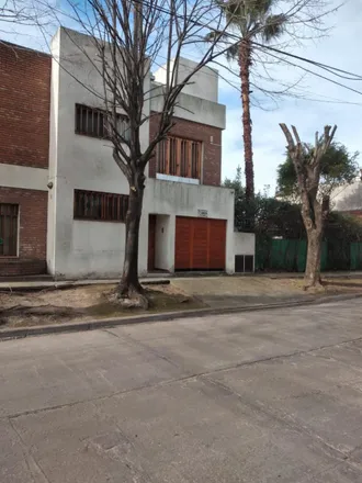 Image 2 - Centro Médico, General Manuel Savio, Quilmes Oeste, 1886 Quilmes, Argentina - House for sale