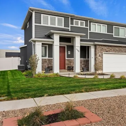 Buy this 3 bed house on 1142 West Beacon Way in Syracuse, UT 84075