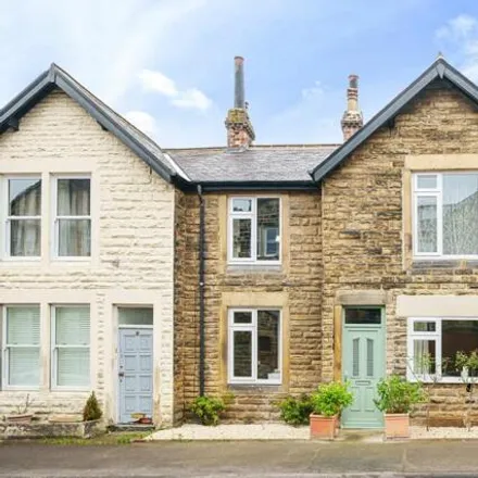 Buy this 3 bed townhouse on Valley Mount in Harrogate, HG2 0JG