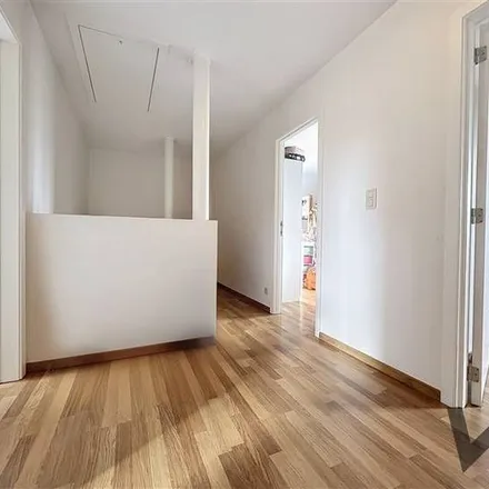 Rent this 3 bed apartment on Hôtel de Ville in Place d'Epinal, 5030 Gembloux