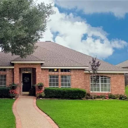 Buy this 4 bed house on 1471 Amhurst Circle in Woodway, McLennan County