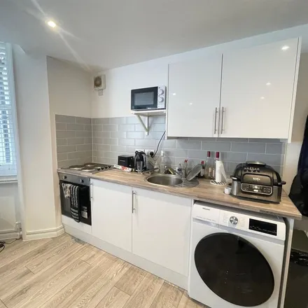 Rent this 1 bed apartment on 31 St Michael's Place in Brighton, BN1 3JF