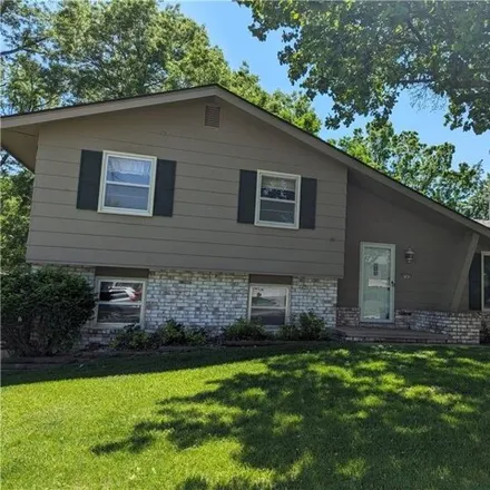 Buy this 4 bed house on 8782 Sunny Hill Drive in Clive, IA 50325