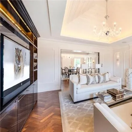 Buy this 3 bed house on 35 Eaton Square in London, SW1W 9DF