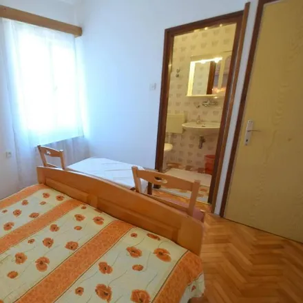 Image 4 - Trgovina Krk Malinska, Kvarnerska ulica 80, 51511 Malinska, Croatia - Apartment for rent