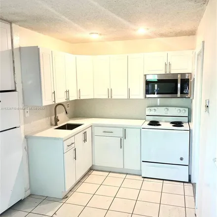 Image 2 - 7436 Southwest 22nd Street, Miami-Dade County, FL 33155, USA - Apartment for rent