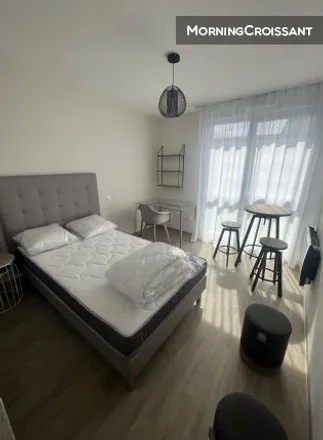 Rent this studio room on Clermont-Ferrand