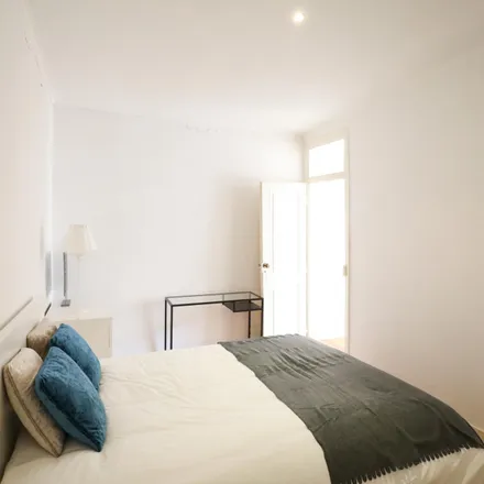 Rent this 5 bed room on Rua Cidade da Horta 37-41 in 1000-101 Lisbon, Portugal
