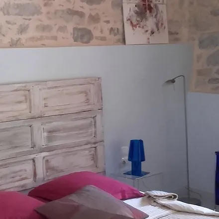 Rent this 2 bed house on Saint-Jean-et-Saint-Paul in Aveyron, France
