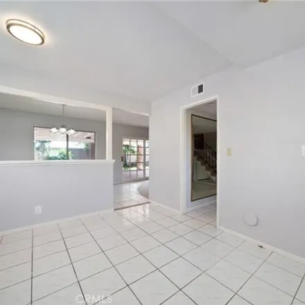 Image 8 - 10202 Beaver Circle, Cypress, CA 90630, USA - House for sale