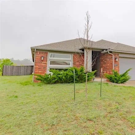 Rent this 3 bed house on 1370 South Landry Lane in Stillwater, OK 74074