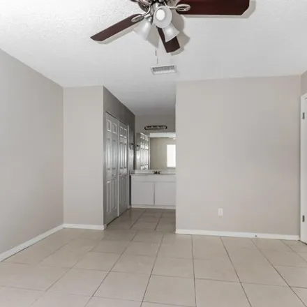 Image 9 - 2799 Southeast South Blackwell Drive, Port Saint Lucie, FL 34952, USA - House for rent