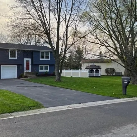 Buy this 3 bed house on 5876 Marion Drive in South Lockport, NY 14094