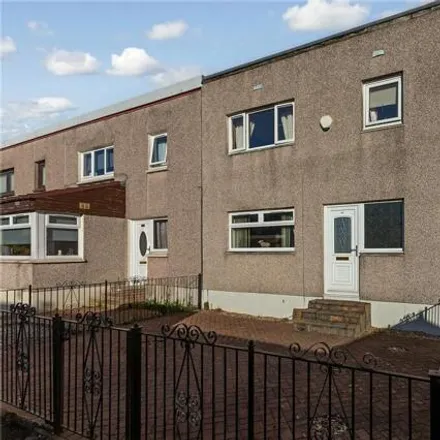 Buy this 3 bed townhouse on Skye Court in Grangemouth, FK3 0JB
