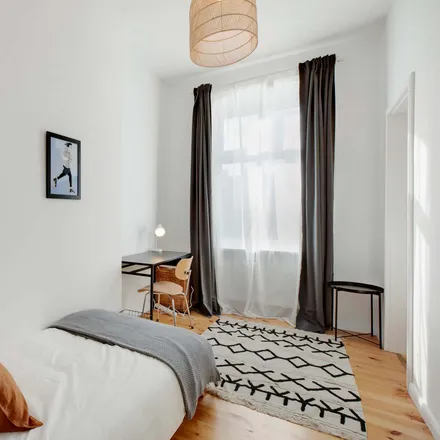 Rent this 4 bed room on Malplaquetstraße 37 in 13347 Berlin, Germany