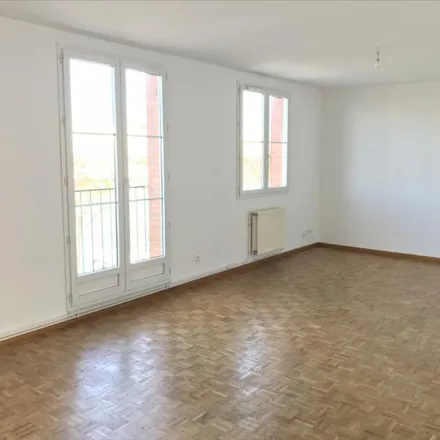 Rent this 5 bed apartment on 14 Rue du Bois in 76280 Villainville, France