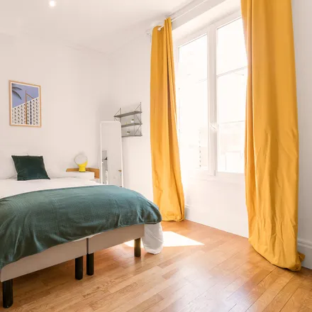 Rent this 1 bed room on 17 rue Royale in 77300, Fontainebleau