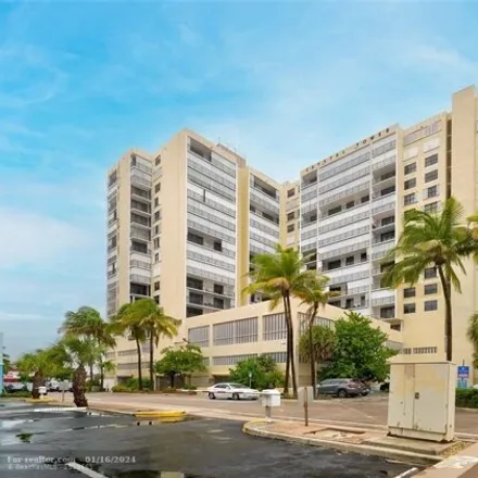 Buy this 2 bed condo on 322 Buchanan St Apt 1107 in Hollywood, Florida