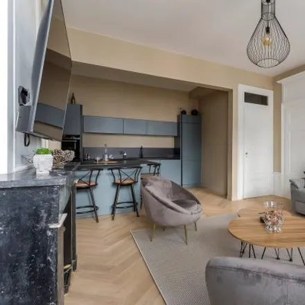 Rent this 3 bed apartment on 59 Rue Franklin in 69002 Lyon, France