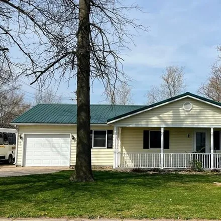 Buy this 3 bed house on 278 South Tremont Street in La Plata, MO 63549