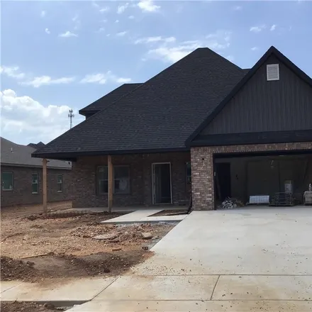 Buy this 4 bed house on 1004 Ritter Street in Springdale, AR 72764