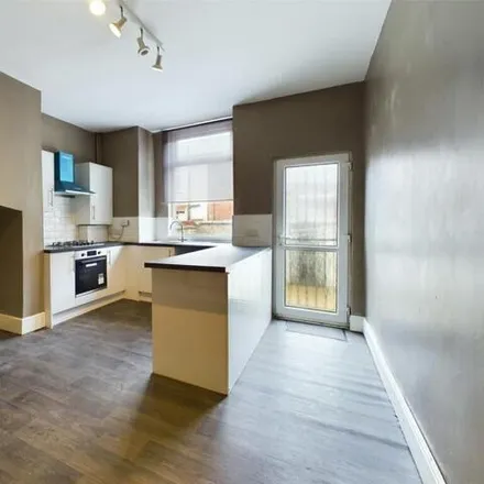 Image 3 - Ewan Street, Manchester, M18 8NS, United Kingdom - Townhouse for rent