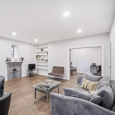 Rent this 4 bed apartment on Clive Court in Maida Vale, London