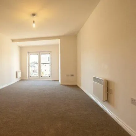 Image 2 - Samuel Jones Crescent, Little Paxton, PE19 6BL, United Kingdom - Apartment for rent