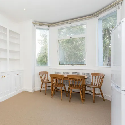 Rent this 1 bed apartment on New King's Road in London, SW6 4XE