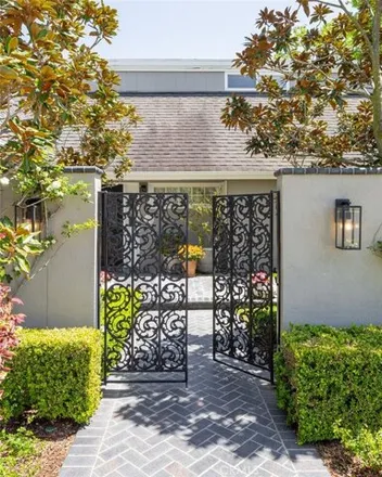 Image 3 - 1500 Highland Drive, Newport Beach, CA 92660, USA - House for sale