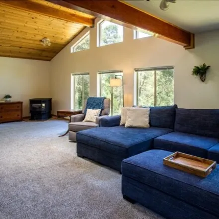Image 2 - 22261 Rambling Oaks Dr, Grass Valley, California, 95949 - House for sale