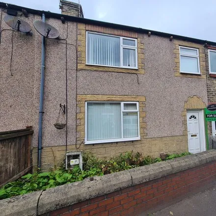 Rent this 3 bed townhouse on Station Convenience in Station Road, Ashington