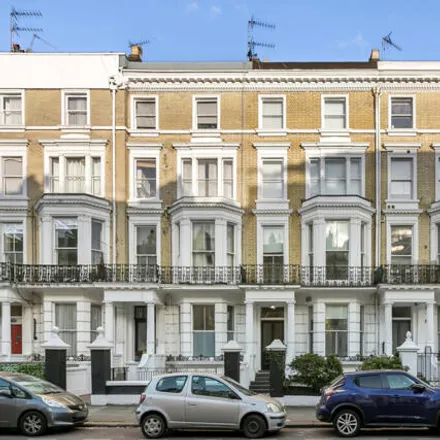Image 2 - 114 Holland Road, London, W14 8BD, United Kingdom - Apartment for rent