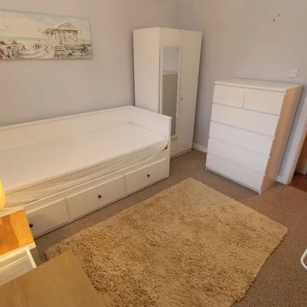 Rent this 2 bed apartment on 3 Salamander Court in City of Edinburgh, EH6 7JP