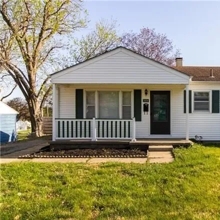 Buy this 3 bed house on Doniphan Avenue in Saint Joseph, MO 64507