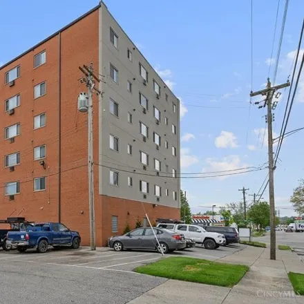 Image 5 - Ridge Rd & Calvert St, The Center of Cincinnati, Ridge Avenue, Cincinnati, OH 45209, USA - Apartment for rent