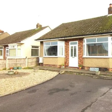 Buy this 2 bed house on 8 Davids Close in Alveston, BS35 3LR