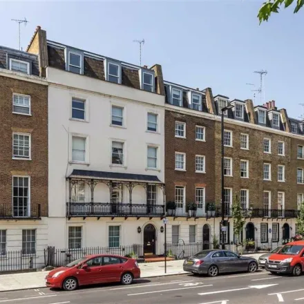 Rent this 1 bed apartment on 15 Park Road in London, NW1 6XN