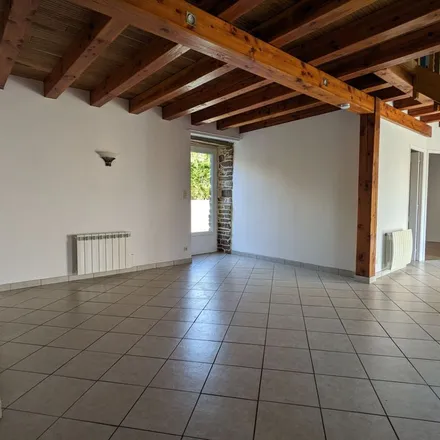 Image 4 - Forum Nivilliac, Rue des Lilas, 56130 Nivillac, France - Apartment for rent