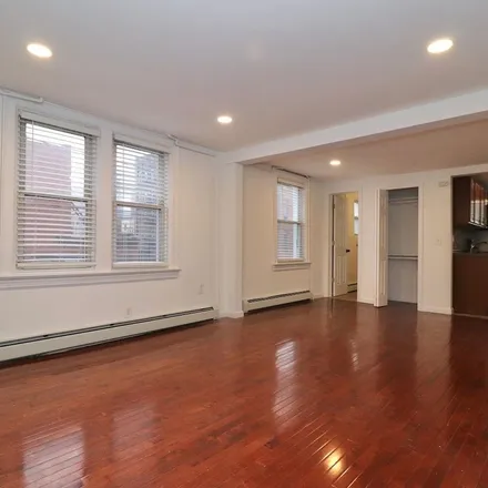 Image 6 - 77 Coles Street, Jersey City, NJ 07302, USA - Apartment for rent