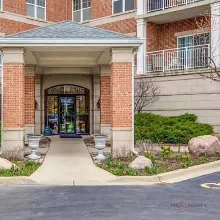 Image 2 - 186 Pointe Drive, Northbrook, IL 60062, USA - Condo for sale