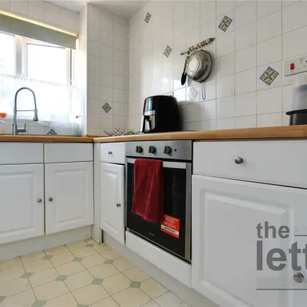 Image 2 - 7 Magpie Close, Carterhatch, London, EN1 4JG, United Kingdom - Apartment for rent