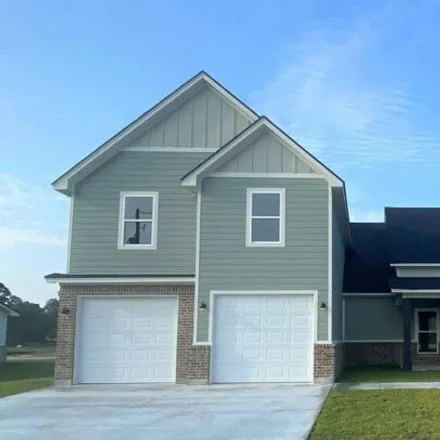 Buy this 5 bed house on unnamed road in Lumberton, TX 77567