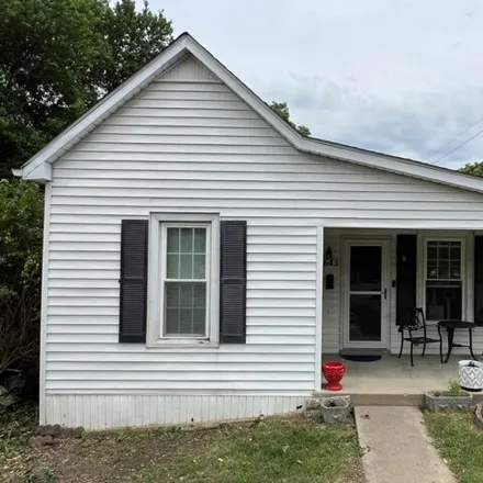 Buy this 2 bed house on 645 W Lexington Ave in Danville, Kentucky