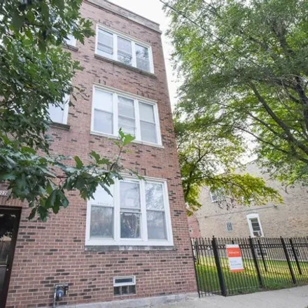 Rent this 2 bed house on 1922 N Wilmot Ave Apt 3R in Chicago, Illinois