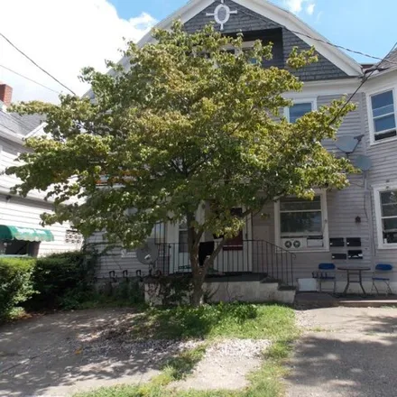 Rent this 3 bed apartment on 67 West Union Street in Kingston, PA 18704