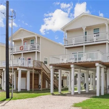 Buy this 3 bed house on Sam's Alley in Surfside Beach, Brazoria County