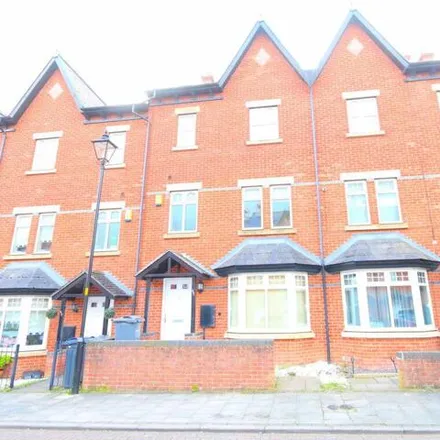 Buy this 5 bed townhouse on Victoriana Way in Aston, B20 2SE