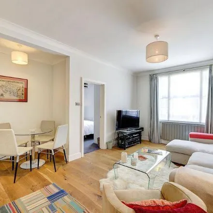 Rent this 2 bed apartment on Hawcroft Court in 19-21 York Street, London